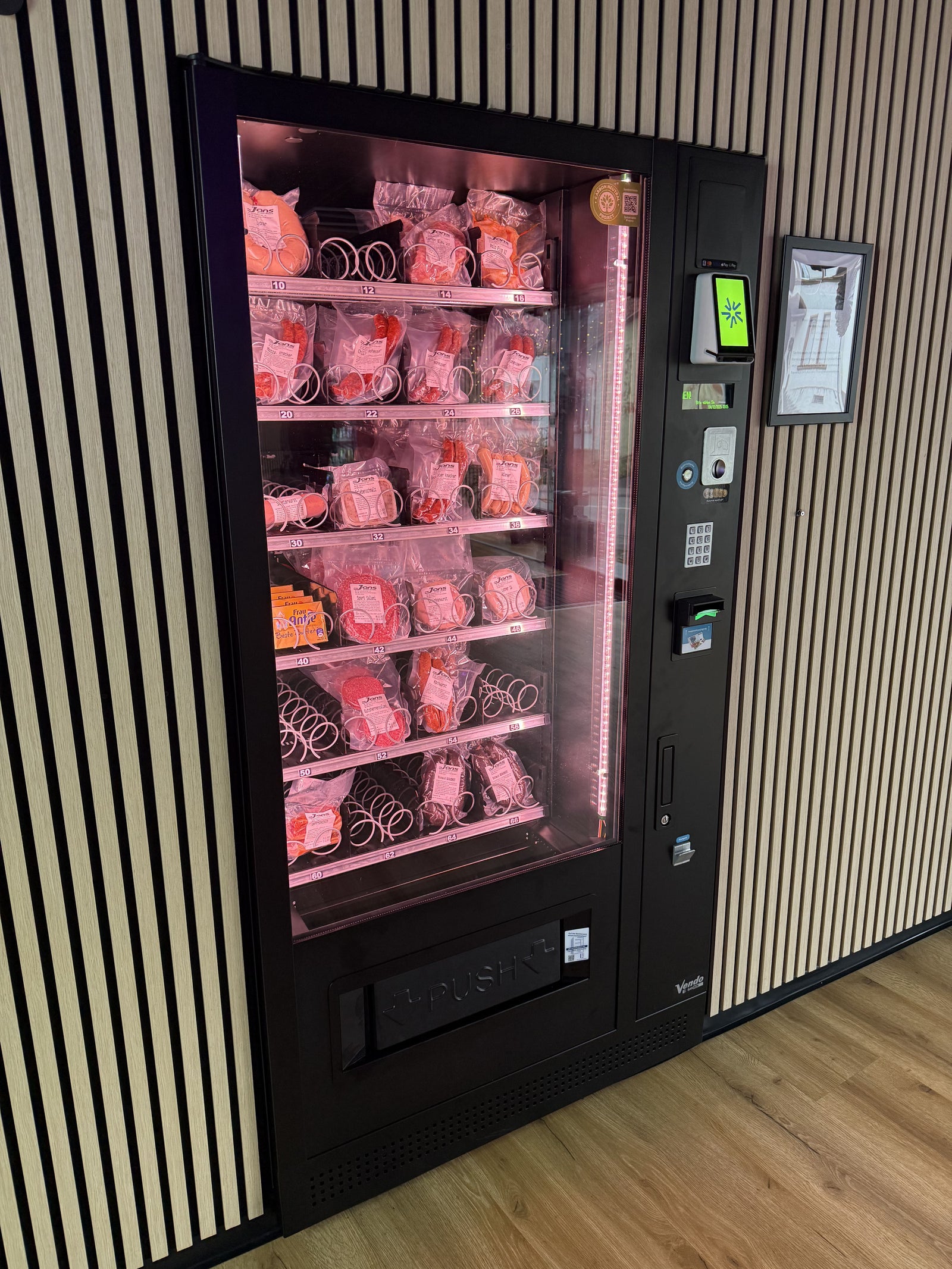 Fleischautomat für Metzgereien: Wann lohnt sich 24/7-Verkauf?